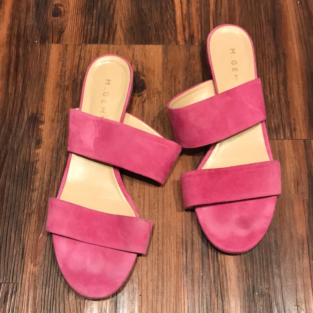 Pink Italian suede leather sandals